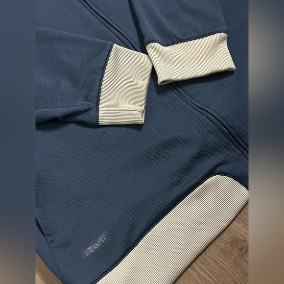 Vintage Nike Flight Basketball Embroidered Zip Up Jacket - Picture 3 of 11